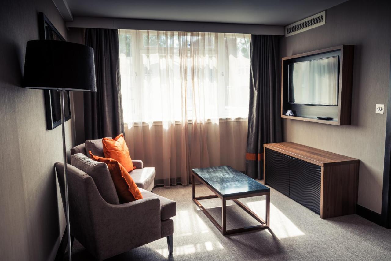 Crowne Plaza Gerrards Cross By Ihg Hotel Beaconsfield Eksteriør billede