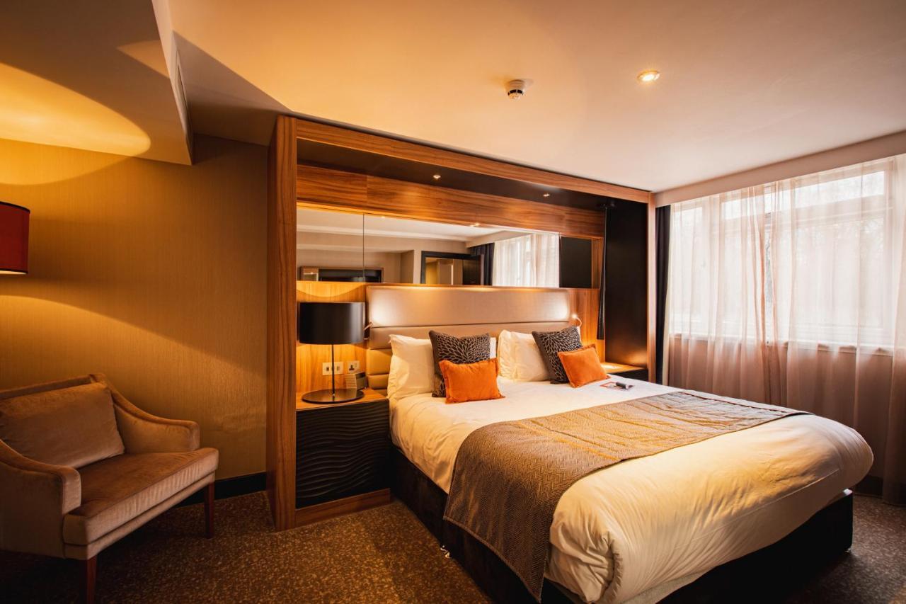 Crowne Plaza Gerrards Cross By Ihg Hotel Beaconsfield Eksteriør billede
