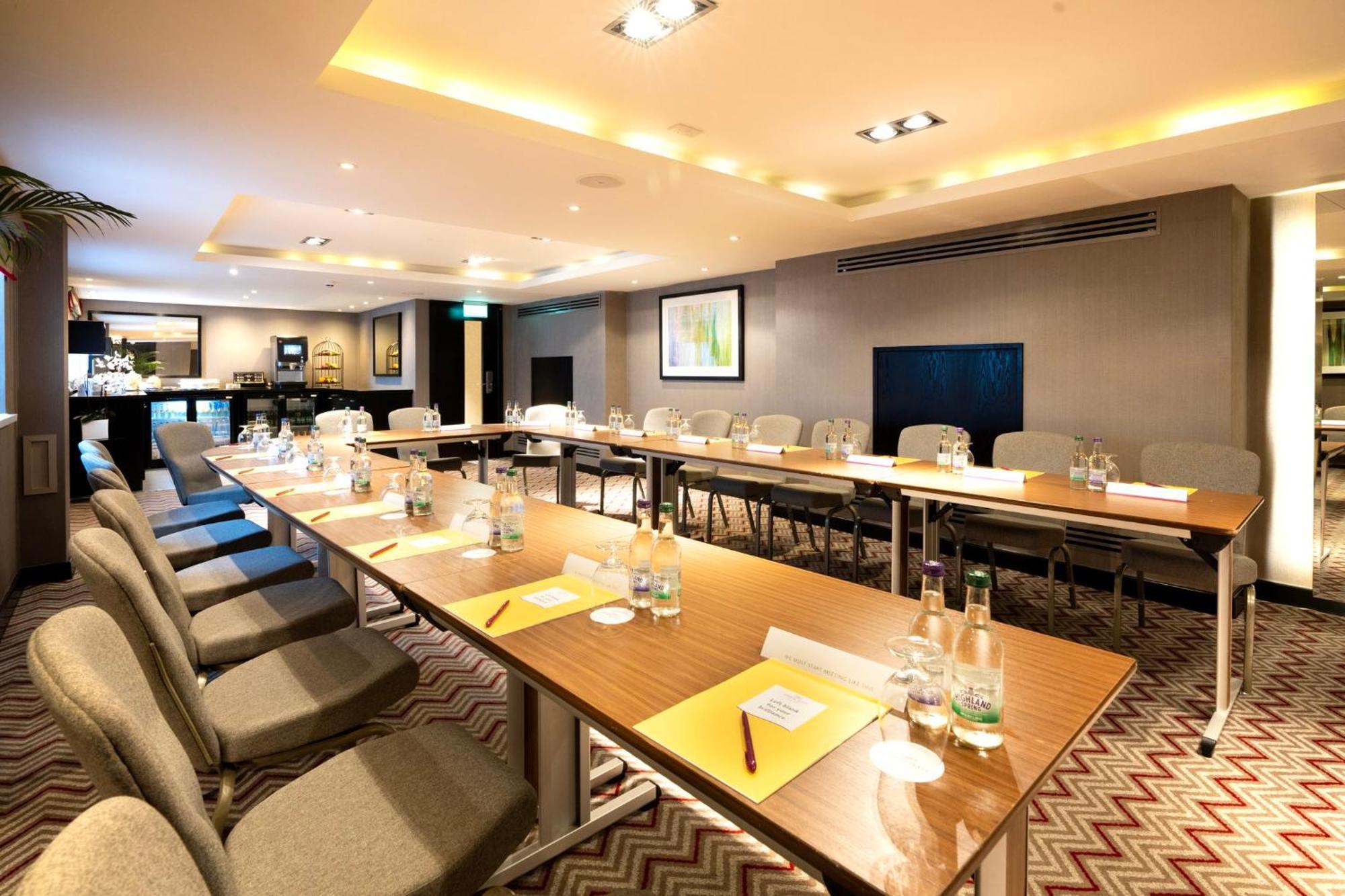 Crowne Plaza Gerrards Cross By Ihg Hotel Beaconsfield Eksteriør billede